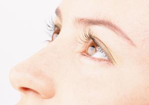 大阪での脂肪吸引を徹底解説!安全で効果的な施術法とクリニック選びのポイント